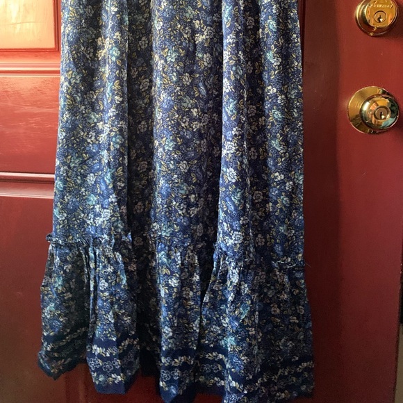 Max Studio ShortSleeve Ruffle Dress - Picture 11 of 13